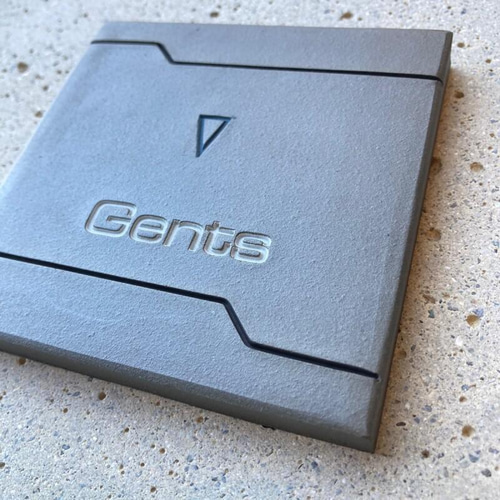 トイレサイン／インダストリアル・SFチック