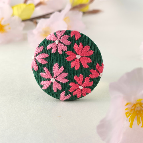 サクラソウの刺繍ブローチor刺繍ヘアゴム 桜 春 ブローチ かな