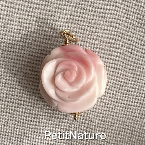 194 限定1 クイーンコンクシェルの蝶々 薔薇 ラリマー