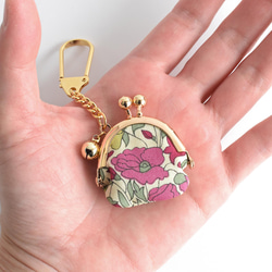 Tiny kiss lock purse keychain Liberty "Poppy and Daisy"[152] 第4張的照片