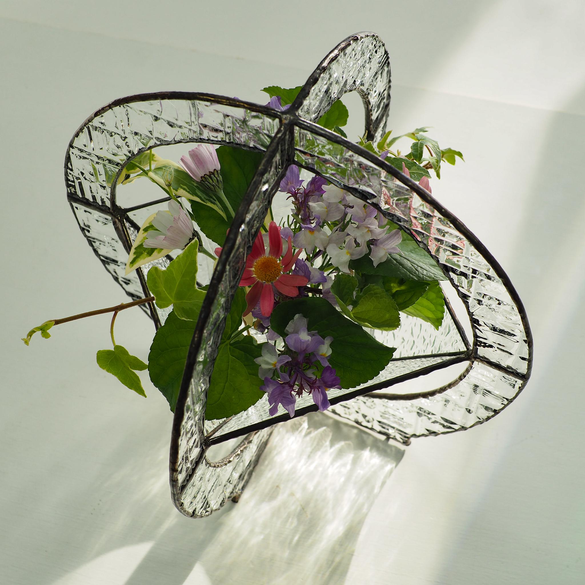 テラリウム   円形（丸）型・置式　ステンドグラス・フラワーアレンジ　花器　インテリア雑貨・生活道具