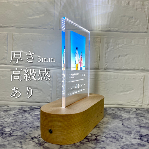 LEDアクリルパネル fb2ec3f138b3d1b4296359c8652edb