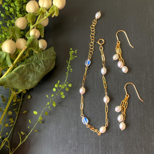 専用おまとめ✳︎カービング淡水パール　合計3点　14kgf　天然石ピアス 14kgf*淡水パールの3連チェーンピアス／イヤリング*天然石 ピアス