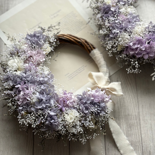 パープルとホワイトのリース 〜数種のスターチス〜 プリザーブド