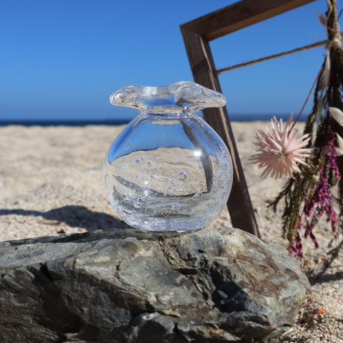 花びら一輪 （クリア）【沖縄・琉球ガラス】 《一輪挿し・花器