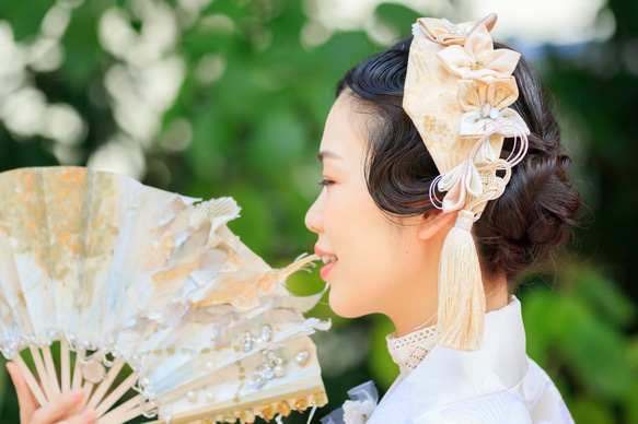 【採用純金箔K24和純銀箔！對於那些喜歡真實性的人] 婚禮 tsumami-zaiku 頭飾 京美人 tsumami-zaiku 第1張的照片