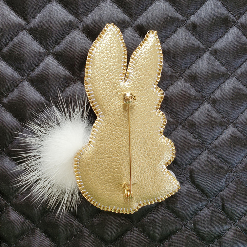 手作りブローチ 自由に刺繍して作る革ブローチキット【〇マル】 自由に刺繍する