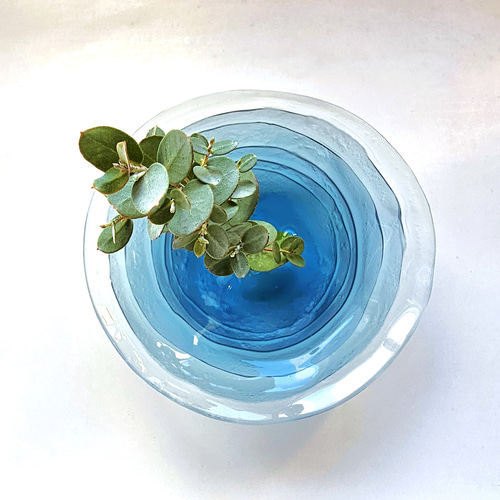 水たまり ガラスの一輪挿し 花器 新色ブルー 一輪挿し・花瓶・花器