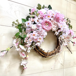 No.wreath-15436/桜とラナンキュラスのリース22-(1) 42x60cm /アーティフィシャルフラワー造花 3枚目の画像