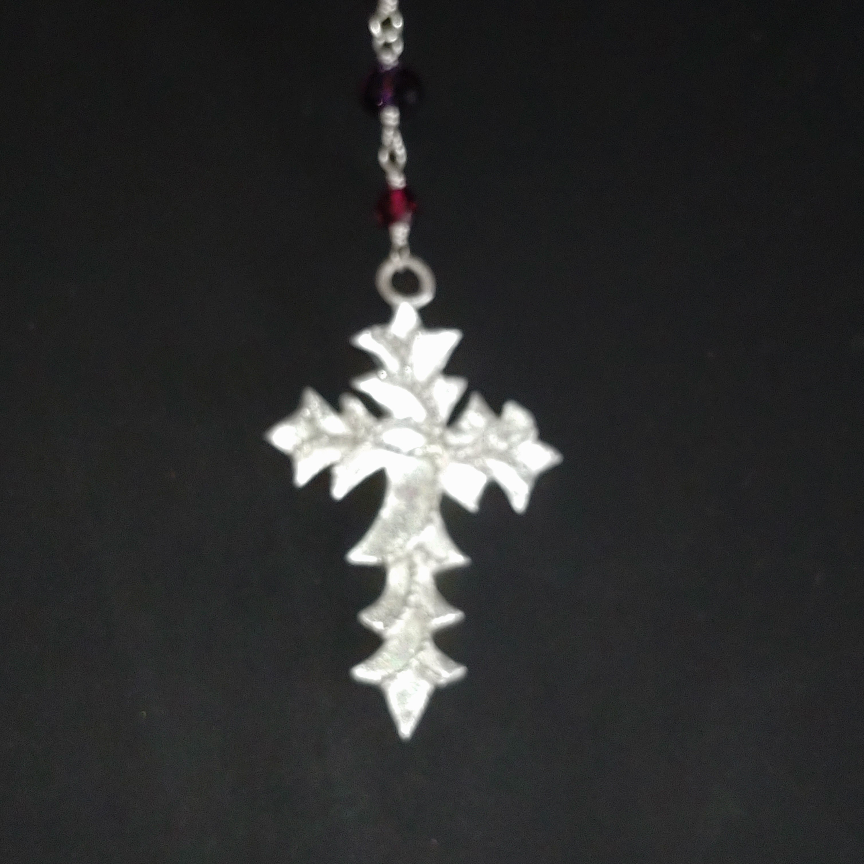 クロスのロングネックレス