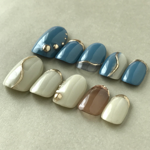 ブルーグレーくすみカラー ニュアンスネイル ネイルチップ 青灰色
