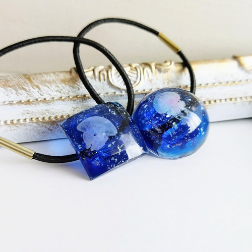 半球の深海クラゲヘアゴム / 海 / 海の中 / レジン ヘアゴム 華昇 優羽