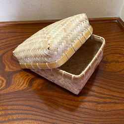 可愛らしい形の竹製お弁当箱 ランチボックス(正方形・小) 2種 弁当箱