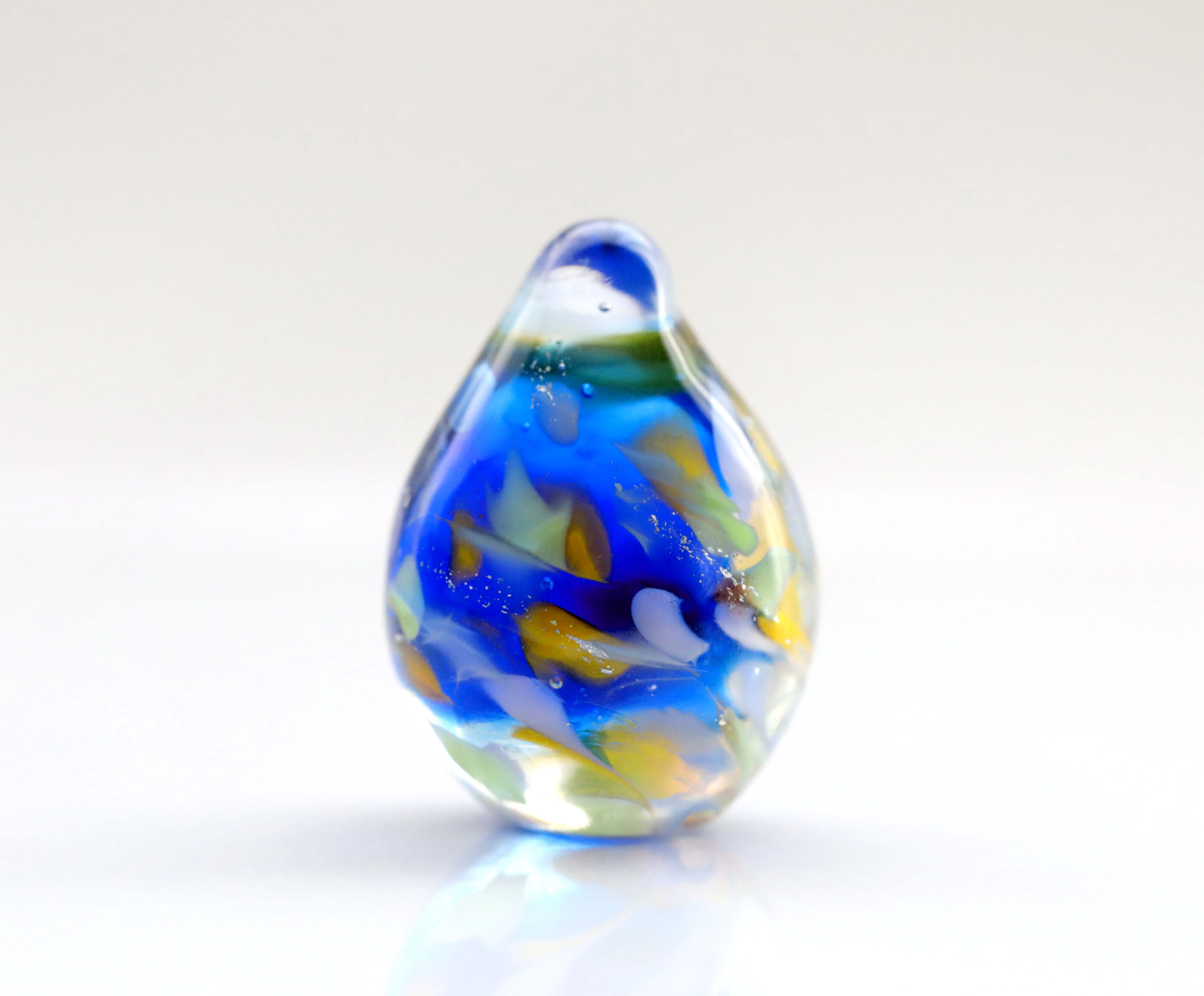 青と緑のグラデーション クジラのオブジェ 約15cm ガラス琉璃製