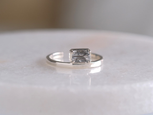 Rectangle ring　ブラックルチルクォーツ　天然石シルバーリング　silver925 2枚目の画像