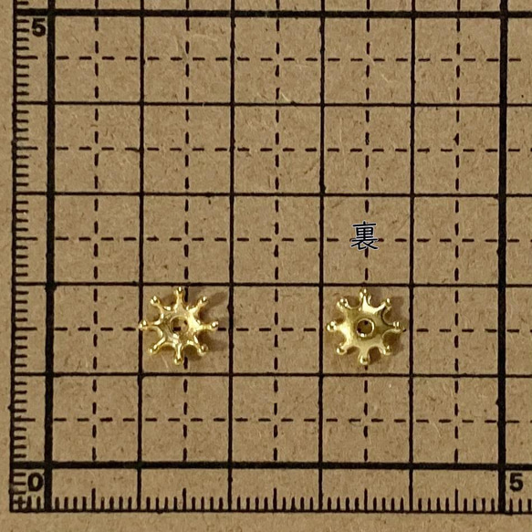 【MIX 各25個】ゴールド & シルバー フラワー 花芯 パーツ ビーズキャップ 合金製 2枚目の画像