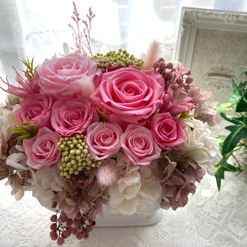 SALE プリザーブドフラワーアレンジ ピンク系 結婚新築開店還暦 SALE プリザーブドフラワーアレンジ ピンク系 結婚新築開店還暦