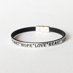 【ヨーロッパ製本革 　hope love heart  メッセージ　シルバー　ブレスレット】マグネット留め　 5枚目の画像