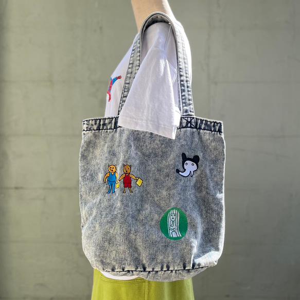 巨匠動物園】ランダム刺繍デニムトート・M トートバッグ BESIDE 通販