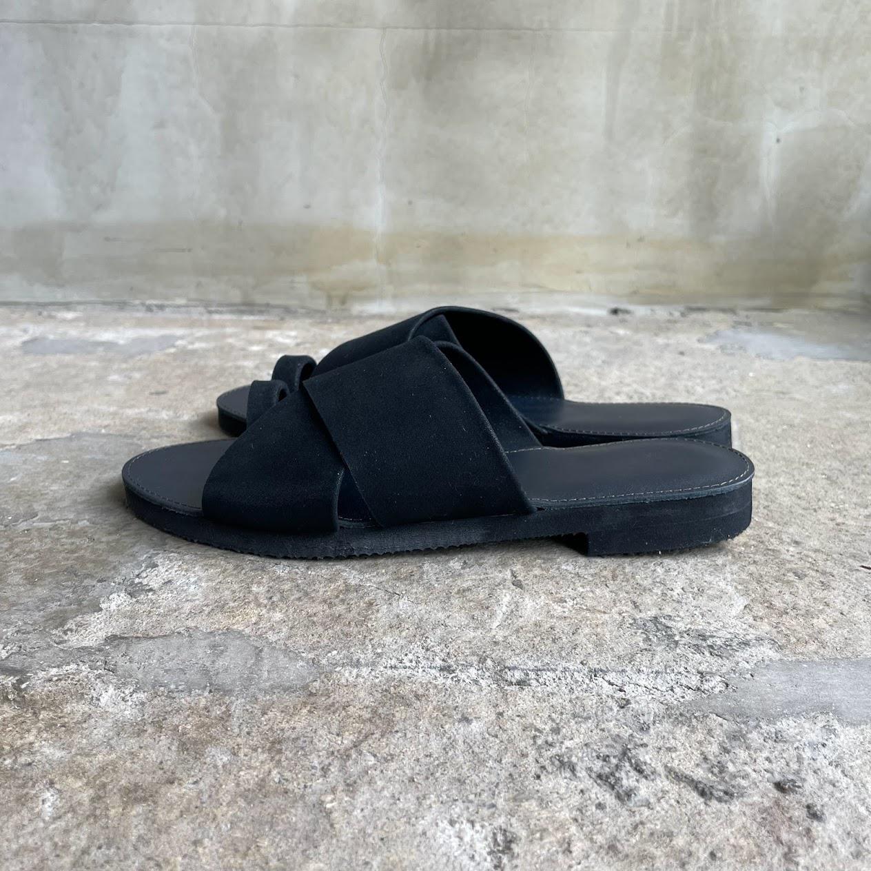 【Sサイズ】Cross sandals ver.shiny black /フラットサンダル＊シャイニーブラック