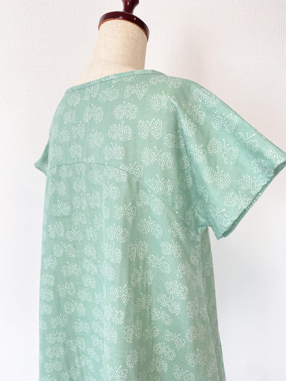 柔軟的雙層紗布*簡單的短袖喇叭連衣裙配蝴蝶結*100%棉*淡綠色 第11張的照片