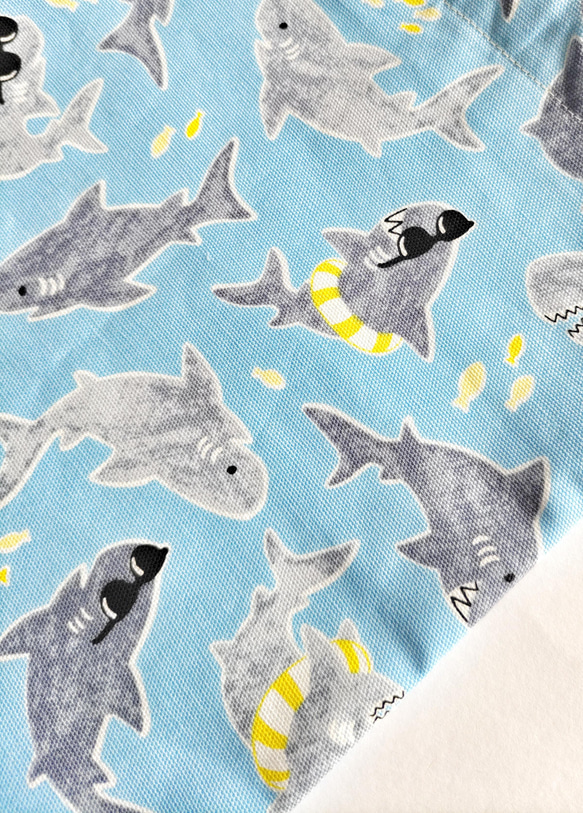 35×30   お着替え袋   サメ　魚　海　スカイブルー 4枚目の画像