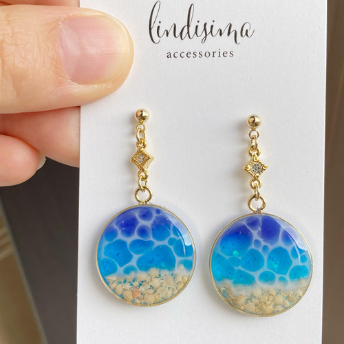 海を切り取ったレジンのピアス・イヤリング 海塗り 水面塗り ピアス 
