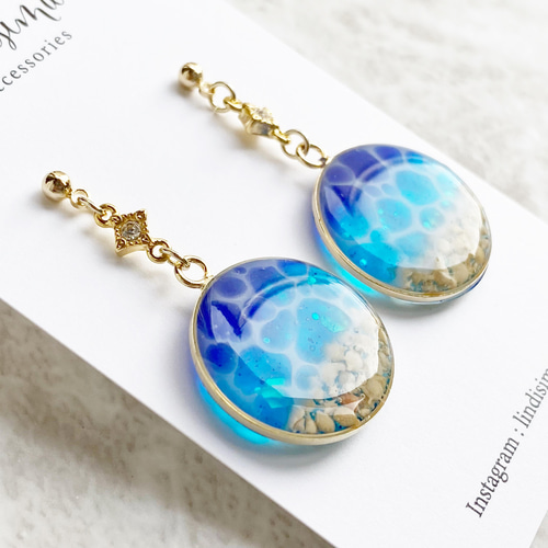 【売り切れ】海色雫 レジンイヤリング 海を切り取ったレジンのピアス・イヤリング 海塗り 水面塗り ピアス