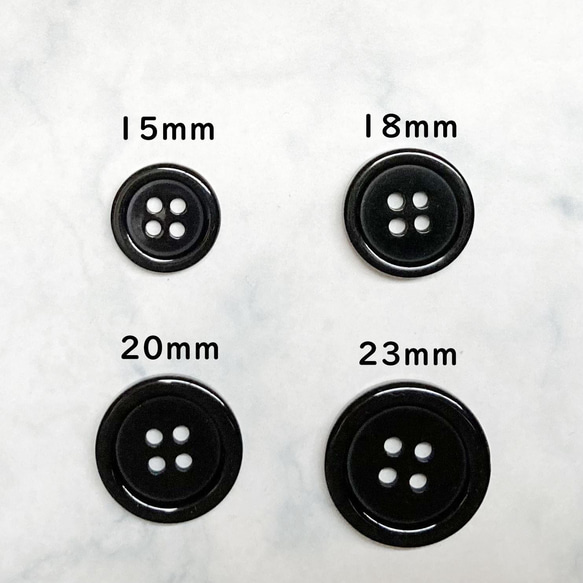 【30個】20mm ボタン 4つ穴 黒 ブラック 3枚目の画像