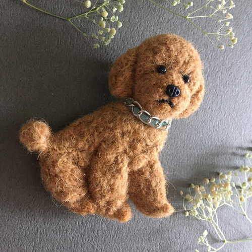 羊毛フェルト レッドトイプードル ブローチ ブローチ CHIRA MIRA 通販
