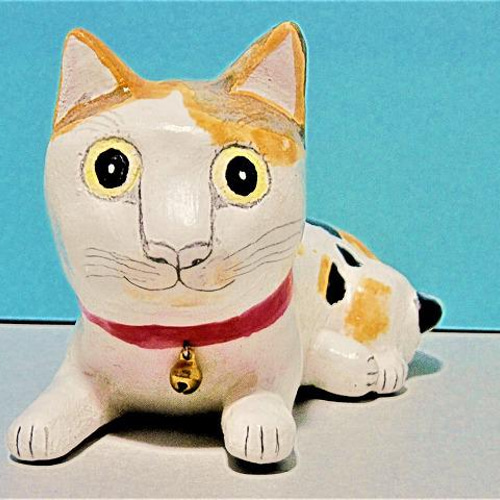 三毛猫（中）置物＃12（石粉粘土と新聞紙） その他置物 工房TAKA 通販