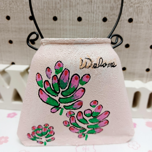 乙女心♥リメイク缶バック♥手描く 多肉植物 taniku－maruko 通販