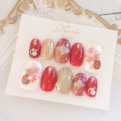 送料無料◇色打掛や前撮りや振袖に◇鞠と桜◇赤とオレンジと紫の花の和