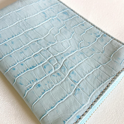 大きい L字財布 本革 カードケース 姫路レザー クロコ 水色 4枚目の画像