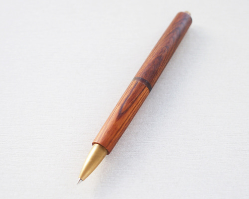 ウッドペンクラフト　屋久杉　ボールペン woodpen craft】屋久杉浮造り国産漆 エイリアンを徹底レビュー ウッド
