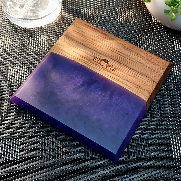 【至福のひとときを彩るコースター】Elcela 　ウッドレジン　木製　パープル　紫　マット仕上げ 1枚目の画像