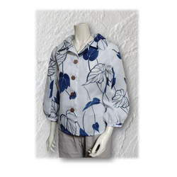 14 * 熱帶樹葉圖案浴衣翻拍復古開色襯衫夾克（白色 x 海軍藍） 第1張的照片