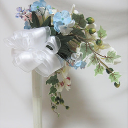 芍薬と胡蝶蘭のクレッセントブーケ♪ブートニア付き♪生花みたいに綺麗な造花です♪高品質なのに安い 10枚目の画像