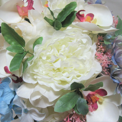 芍薬と胡蝶蘭のクレッセントブーケ♪ブートニア付き♪生花みたいに綺麗な造花です♪高品質なのに安い 17枚目の画像