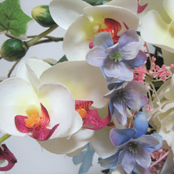 芍薬と胡蝶蘭のクレッセントブーケ♪ブートニア付き♪生花みたいに綺麗な造花です♪高品質なのに安い 18枚目の画像
