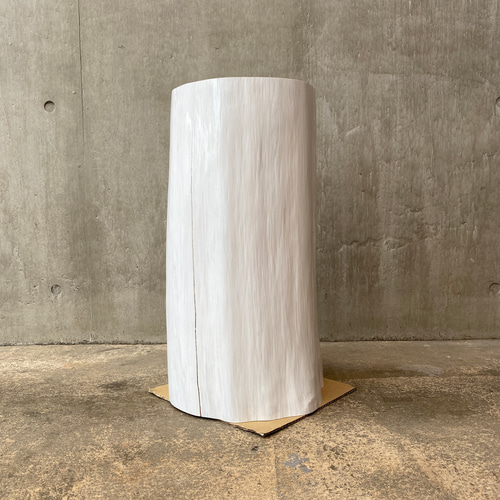 白ペンキ ヒノキのクラック切り株 スツール 丸太 椅子 フラワー