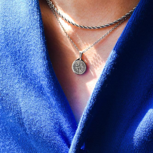 新作SALE 今季トレンドツイストチェーンネックレス チョーカー 肌に