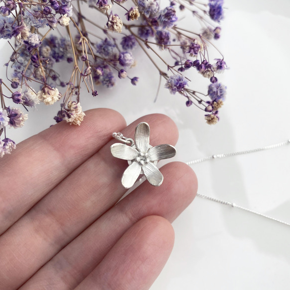 自然系 - 花朵純銀項鍊 細鍊 五瓣花 手工製作 生日 第2張的照片