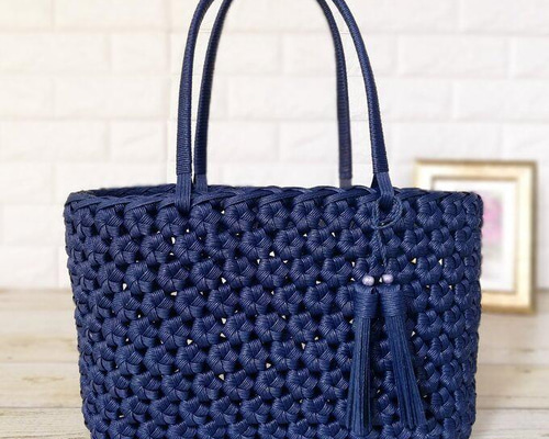 あけびかごバッグ ネイビーペイズリー あけびかごバッグ ネイビーペイズリー あけびかごバッグ ネイビー