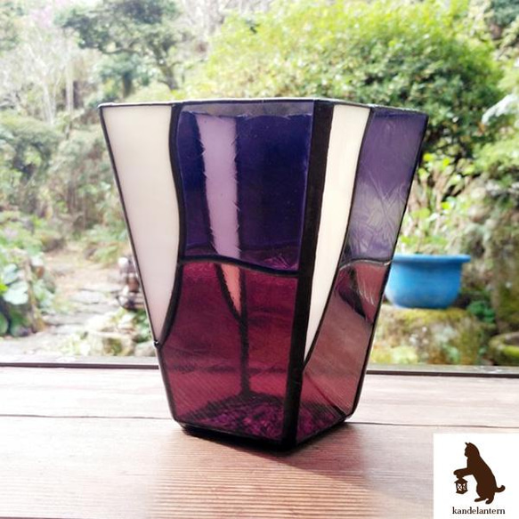 ステンドグラス 花瓶(白紫3) 中瓶付き 花器 フラワーベース 母の日 1枚目の画像