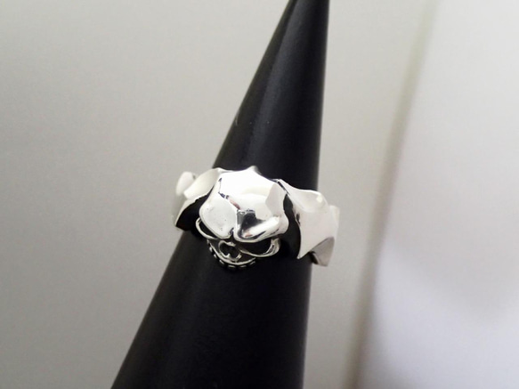 スカルリング スカル ドクロ かわいい 髑髏 リング 指輪 シルバーアクセサリー 925 　『グランピースカルリング』 9枚目の画像