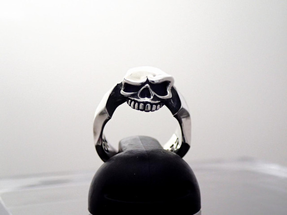 スカルリング スカル ドクロ かわいい 髑髏 リング 指輪 シルバーアクセサリー 925 　『グランピースカルリング』 11枚目の画像