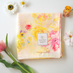 也可用作圍巾的手帕（54 厘米）“粉彩花朵綻放” 第1張的照片
