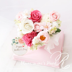 ＊[母の日ギフト/卒業·入学祝い] ソープフラワー お花アレンジギフト / キュートハートボックス3(ピンク) 11枚目の画像