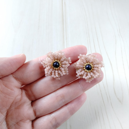 【#1353】ビーズ刺繍　フラワー　ハンドメイド　アクセサリー　ピアスイヤリング hq720.jpg?sqp=-
